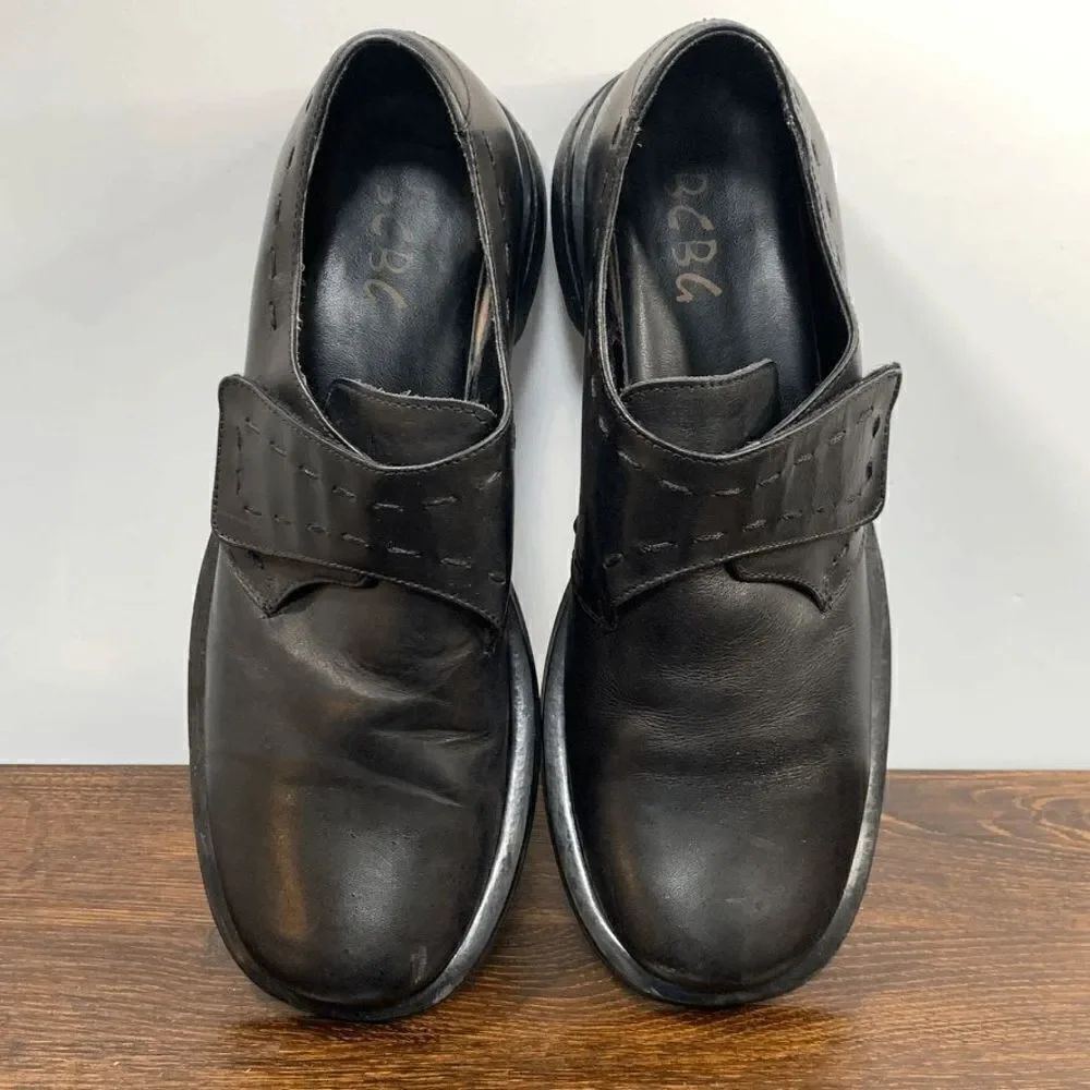 BCBG Hook & Loop Casual Black Shoes Black Size 8.5